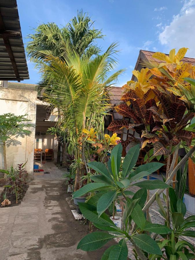 Mirna Homestay Gili Air Bagian luar foto
