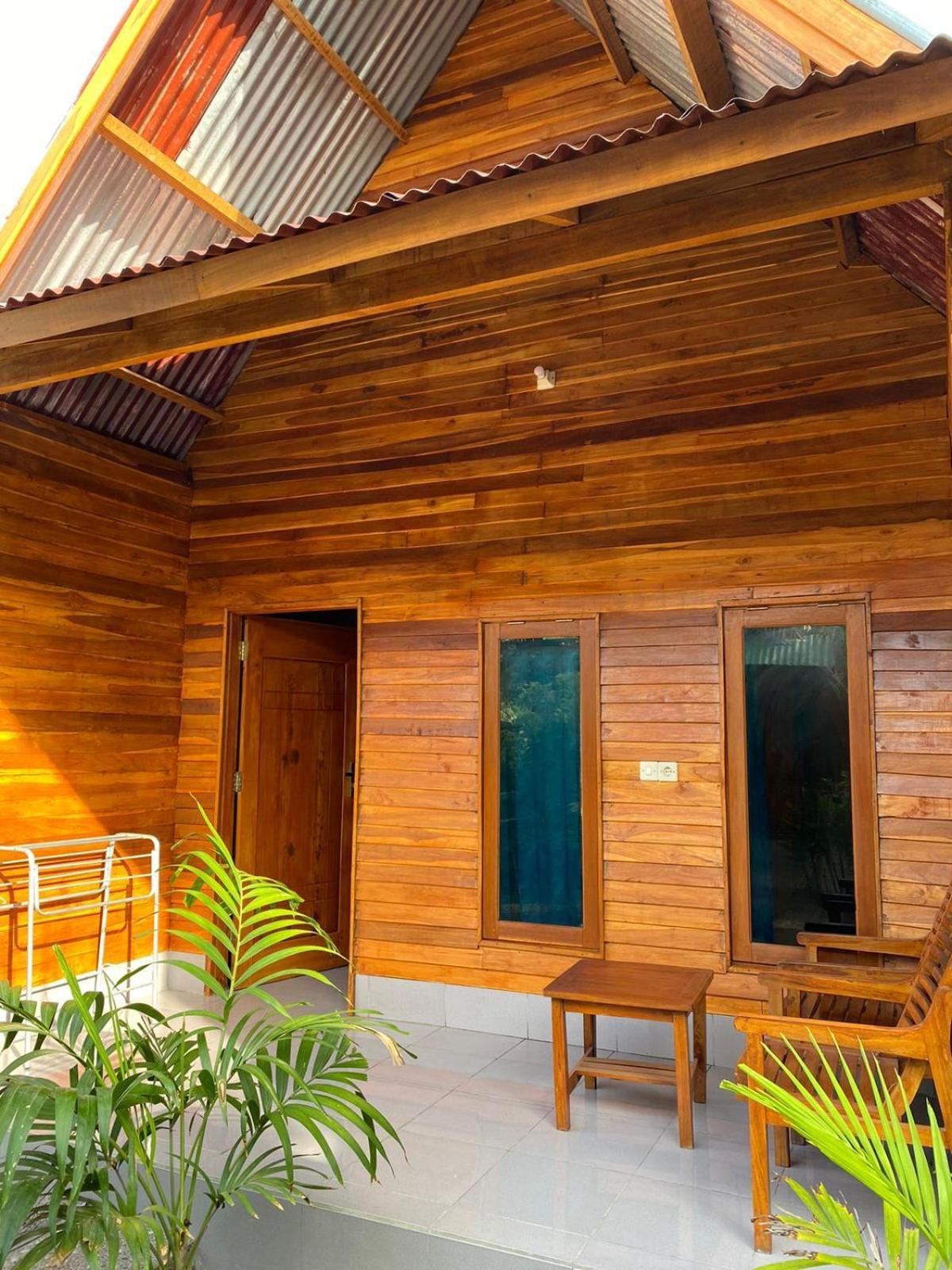 Mirna Homestay Gili Air Bagian luar foto
