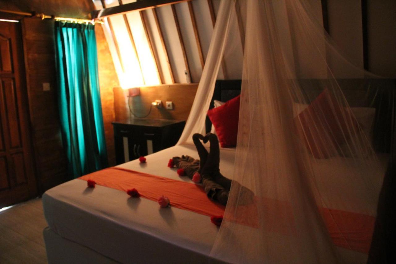 Mirna Homestay Gili Air Bagian luar foto