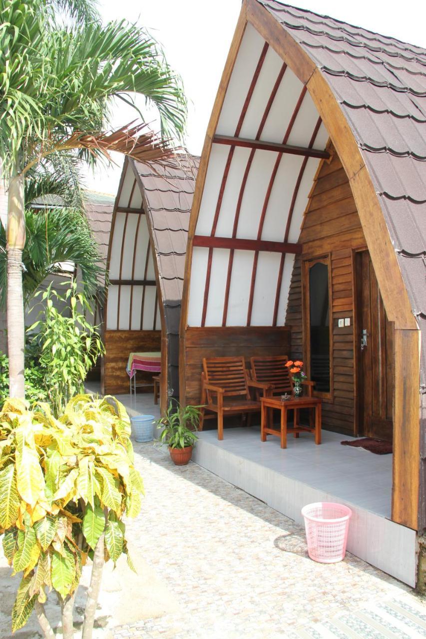 Mirna Homestay Gili Air Bagian luar foto
